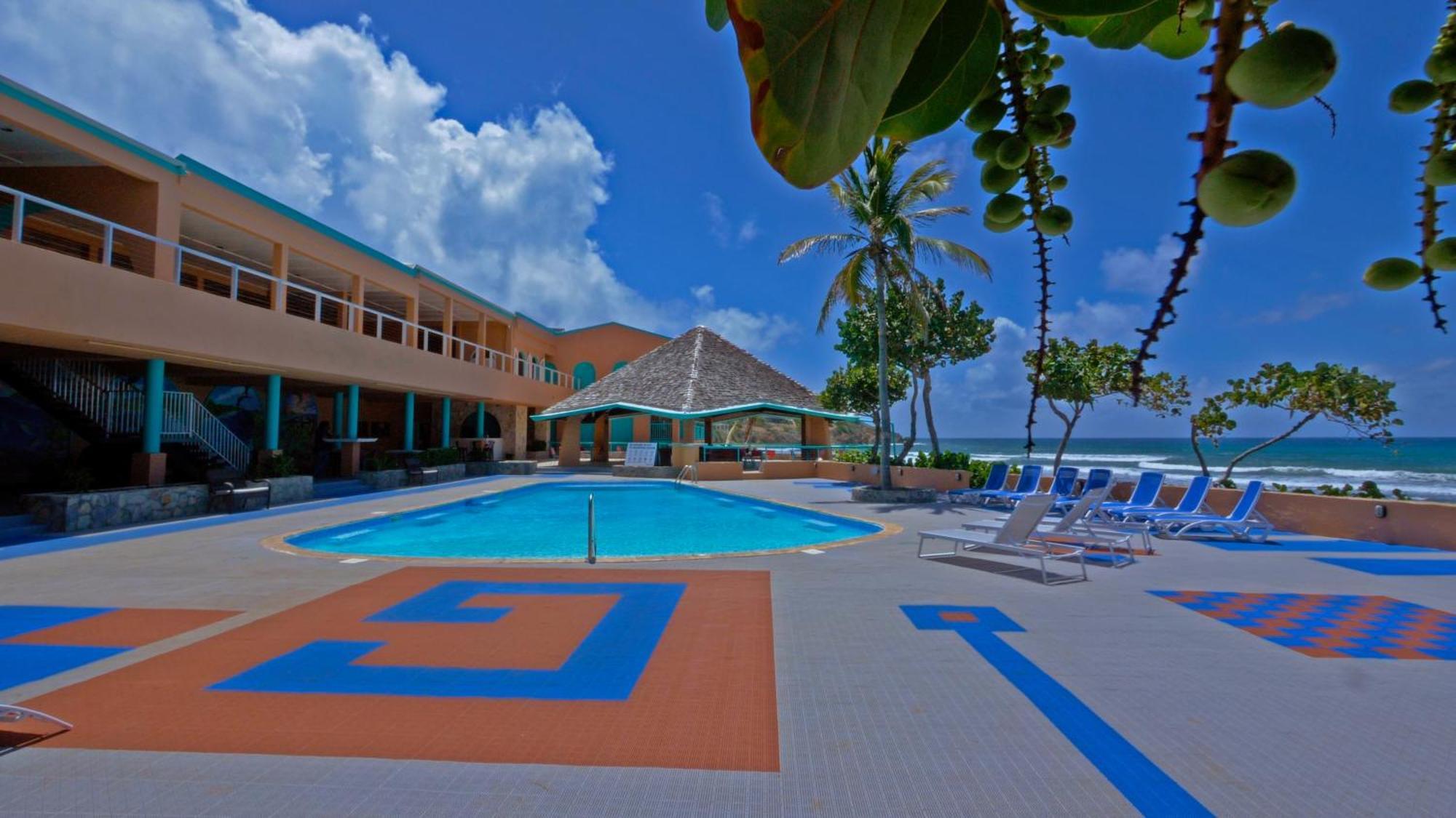 Grapetree Bay Hotel And Villas Кристианстед Екстериор снимка